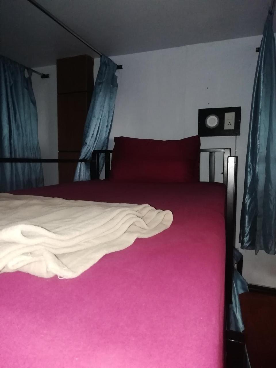 Neverland Dorm Пхипхи Номер фото